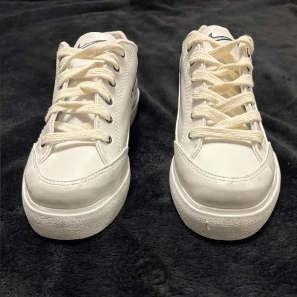 Vintage Nike Retro GTS 2003 White/Navy 143014-141 Size 7 NWOB RARE - Picture 4 of 16